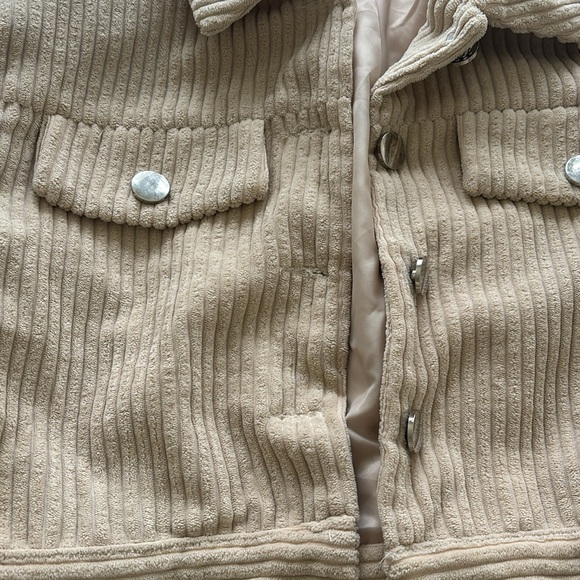 Women’s cropped jacket, corduroy, button up, puffed sleeve, tan, Size M - Picture 2 of 5